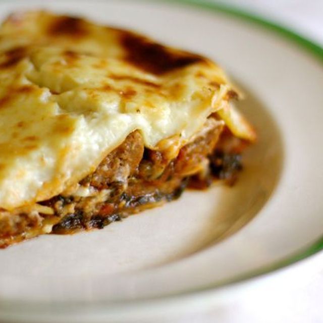 Sausage and spinach lasagne