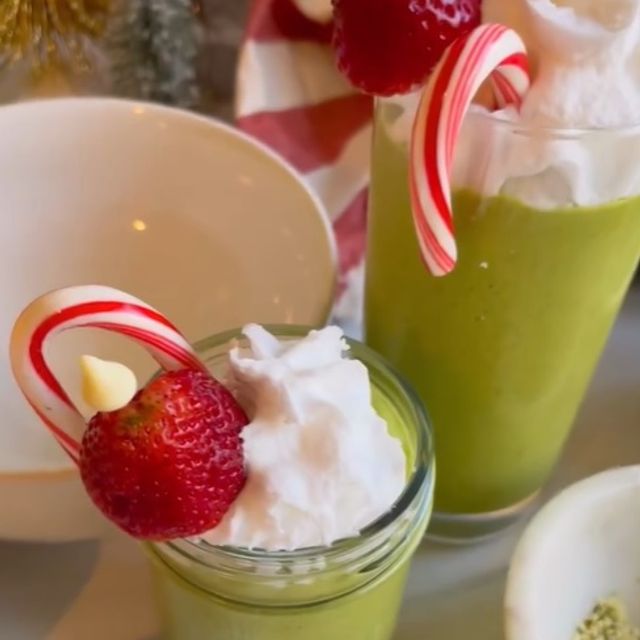 Holiday Grinch Smoothie